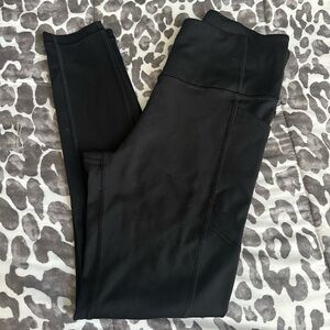 Victorias Secret workout leggings, 3/4 length, sz 4